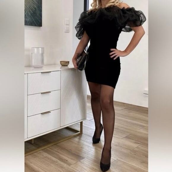 NWOT Zara Voluminous Organza Velvet Black Mini Dress Off Shoulder Size Small - Picture 11 of 12